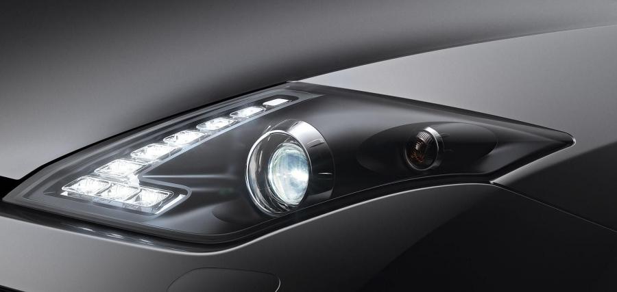  Renault Laguna Coupe 2012 года  (фото 7 из 17)